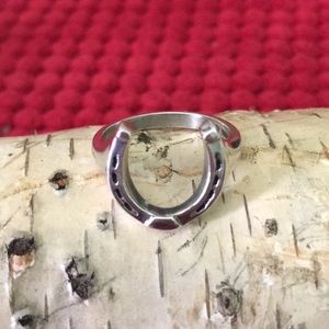 Western horseshoe ring